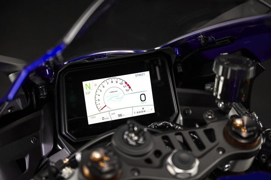 امکانات الکترونیکی یاماها YZF-R9