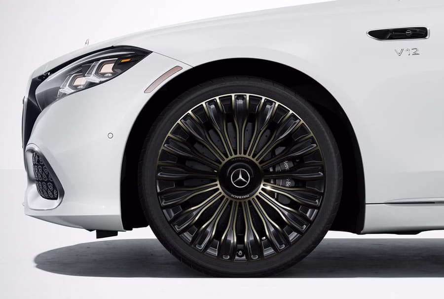 سیستم تعلیق Mercedes-Maybach S680